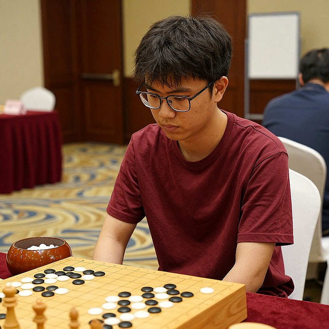 Ba nước đi sau thế cờ +2: Nihal Sarin, Ấn Độ và tấm danh hiệu "kỳ thủ của ngày" Ba nước đi sau thế cờ +2: Nihal Sarin, Ấn Độ và tấm danh hiệu "kỳ thủ của ngày"