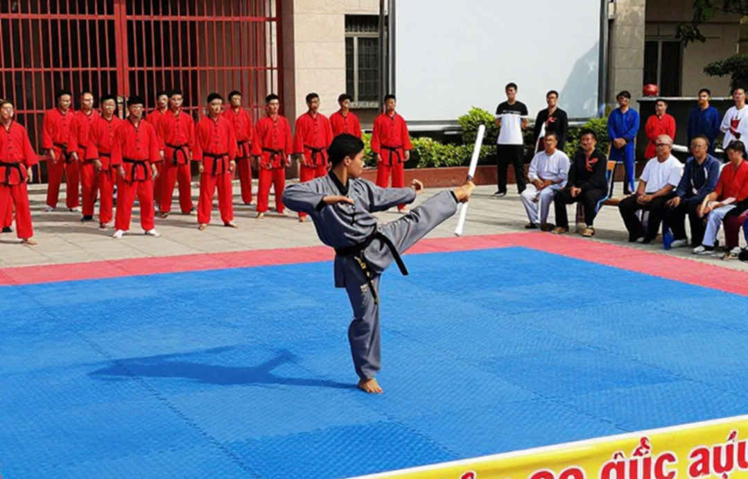 Raoni Barcelos và chiếc CT lúc 2 giờ sáng: Khi cơ thể 39 tuổi ký trước bản án Raoni Barcelos và chiếc CT lúc 2 giờ sáng: Khi cơ thể 39 tuổi ký trước bản án