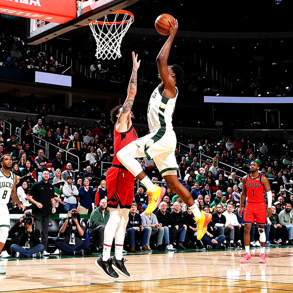 Án phạt 5 lượt chọn vòng 1 của Clippers: Bài học từ Timberwolves và cái giá của sự lách luật Án phạt 5 lượt chọn vòng 1 của Clippers: Bài học từ Timberwolves và cái giá của sự lách luật